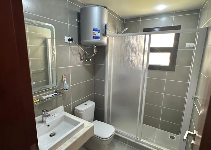 Luxury Azha Breeze Families Only *