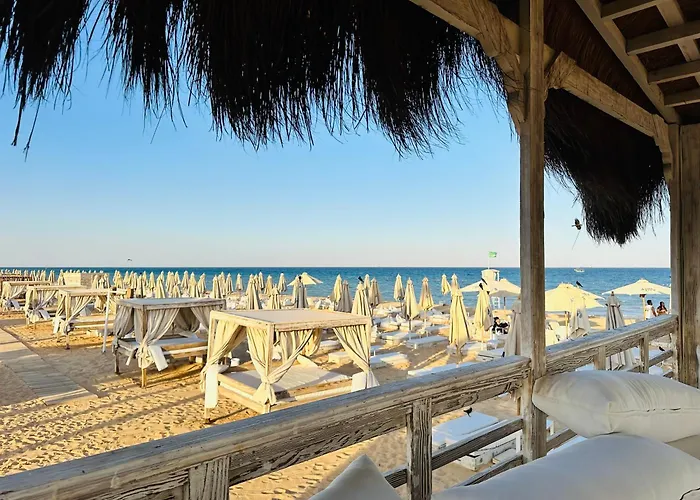 Luxury Azha Breeze Families Only شاليه عين السخنة